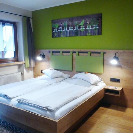 Da'Sporrer Hotel & Wirtshaus 네운부르그포름발트 외부 사진