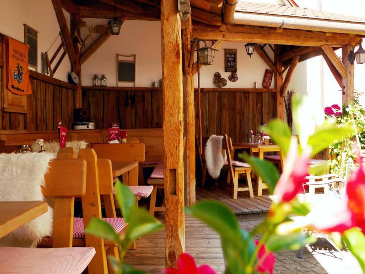 Da'Sporrer Hotel & Wirtshaus 네운부르그포름발트 외부 사진