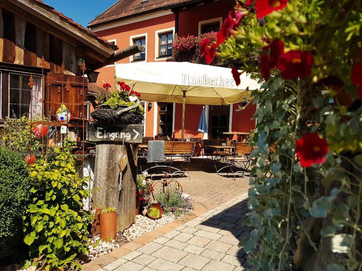 Da'Sporrer Hotel & Wirtshaus 네운부르그포름발트 외부 사진