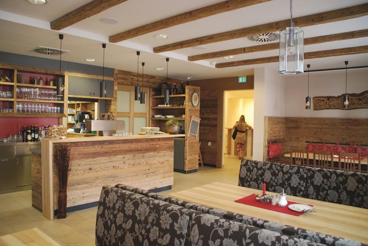 Da'Sporrer Hotel & Wirtshaus 네운부르그포름발트 외부 사진